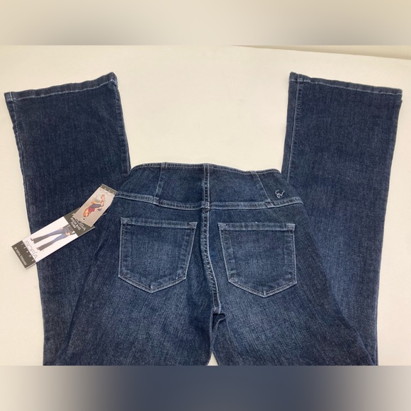 Sophia Jeans flare jeans (new) - Picture 4 of 7